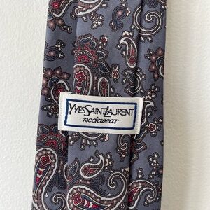 Yves Saint Laurent Vintage Paisley Patterned Blue Gray 100% Silk Tie
